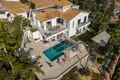 4-Schlafzimmer-Villa 297 m² Marbella, Spanien