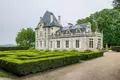 Замок 6 спален 450 м² Saint-Germain, Франция