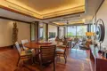 Kondominium 2 Schlafzimmer 183 m² Phuket, Thailand