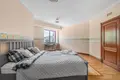 9 bedroom house 1 000 m² Warsaw, Poland