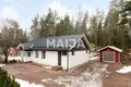 3 bedroom house 105 m² Pyhtaeae, Finland