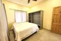 4 bedroom house 195 m² Roatan, Honduras