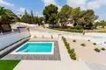 Willa 4 pokoi 191 m² Torrevieja, Hiszpania