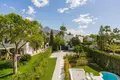 villa de 5 dormitorios 470 m² Marbella, España