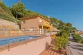 4 bedroom house 300 m² Begur, Spain