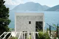 Villa de 4 dormitorios 669 m² Risan, Montenegro