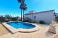 Villa de tres dormitorios 155 m² Alfaz del Pi, España