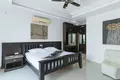 Villa de 4 dormitorios 240 m² Phuket, Tailandia
