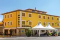 Propiedad comercial 1 286 m², Španjolska