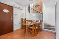 Mieszkanie 2 pokoi 71 m² Torrevieja, Hiszpania