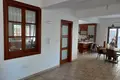 Maison 4 chambres 240 m² Moniatis, Chypre