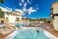 Haus 16 Schlafzimmer 1 337 m² Benahavis, Spanien