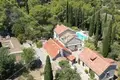 8 room house 300 m² Podstrazje, Croatia