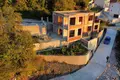 Haus 4 Schlafzimmer 209 m² Gemeinde Budva, Montenegro