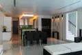 3-Schlafzimmer-Villa 587 m² Phuket, Thailand