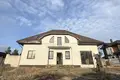 Casa 239 m² Kalodishchy, Bielorrusia