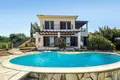 Mieszkanie 5 pokojów 162 m² Pissouri, Cyprus