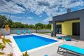 Villa de tres dormitorios 174 m² Grad Pula, Croacia