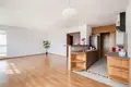 Mieszkanie 3 pokoi 96 m² w Warszawa, Polska