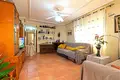 Bungalow 4 pokoi 690 m² Torrevieja, Hiszpania