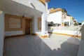 Mieszkanie 3 pokoi 100 m² Torrevieja, Hiszpania