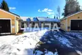 2 bedroom house 91 m² Maentsaelae, Finland