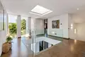 Villa 8 bedrooms 1 089 m² Benahavis, Spain