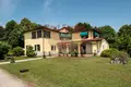 5 bedroom villa 400 m² Terni, Italy