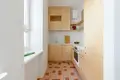 Commercial property 3 rooms 86 m² in Warsaw, Poland