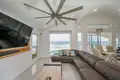 Дом 3 спальни 228 м² Flowers Bay, Гондурас
