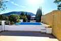 Villa de tres dormitorios 183 m² Callosa de Ensarriá, Španjolska