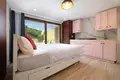 2 bedroom condo 92 m² Coxen Hole, Honduras