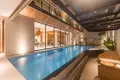 Villa de 4 dormitorios 740 m² Kerobokan Kelod, Indonesia