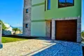 Villa de 4 dormitorios 500 m² Montenegro, Montenegro