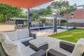 6 bedroom house 450 m² Gava, Spain