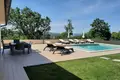 Dom 4 pokoi 230 m² Pula, Chorwacja