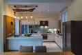 Villa de 4 dormitorios 330 m² Thalang, Tailandia