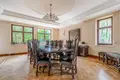 9 bedroom house 1 000 m² Warsaw, Poland