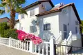Villa Fully furnished 5-bedroom villa 200 m² 150 meters from the beach.