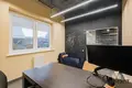 Oficina 3 habitaciones 76 m² en Minsk, Belarús