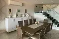 Квартира 4 комнаты 500 м² Кушадасы, Турция