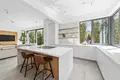 Дом 6 комнат 390 м² Варшава, Польша