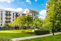 Apartamento 3 habitaciones 77 m² en Varsovia, Polonia