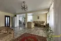 Casa 228 m² Kamsamoliec, Belarús