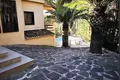 4-Schlafzimmer-Villa 250 m² Chiva, Spanien