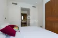 Квартира 2 комнаты 1 233 м² Дубай, ОАЭ