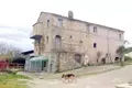 Casa 15 habitaciones 500 m² Terni, Italia