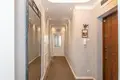 Mieszkanie 3 pokoi 77 m² Poznań, Polska