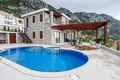 4 room house 260 m² in Marovici, Montenegro