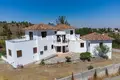 4 bedroom house 340 m² Lythrodontas, Cyprus